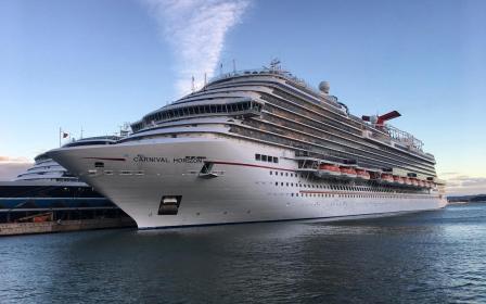 Carnival Horizon cruise ship sailing to homeport