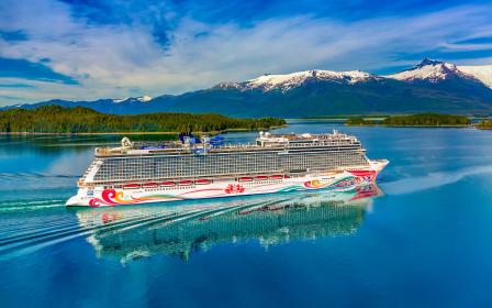 Norwegian Joy cruise ship sailing to homeport