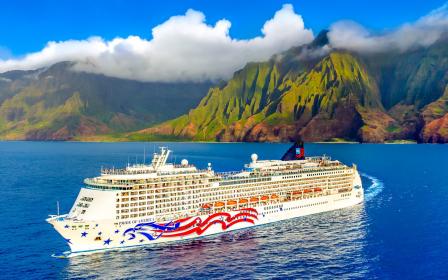 Pride of America cruise ship sailing to homeport